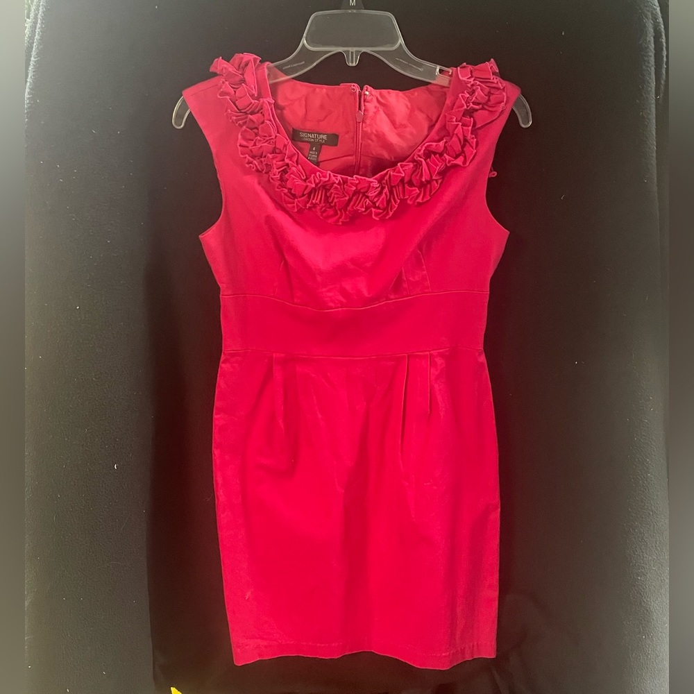 Size 6 fuschia pink dress with floral neckline
